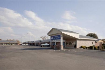 Executive Inn Muldrow Екстериор снимка